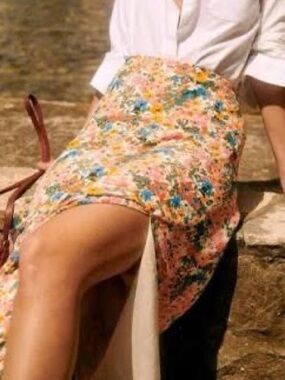Sezane Tabata Midi Skirt in Spring Garden size 36/4